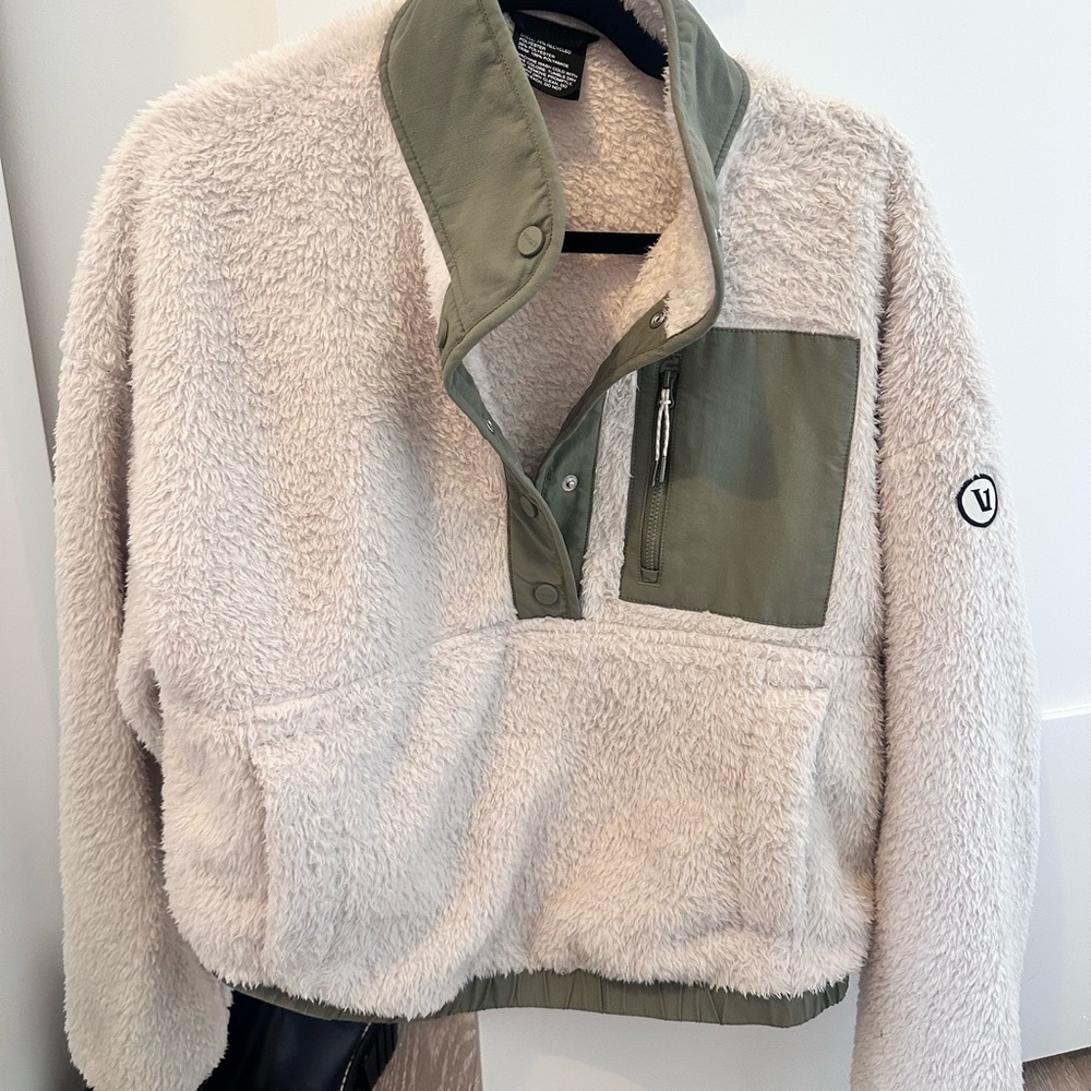 Vuori Sherpa Pullover